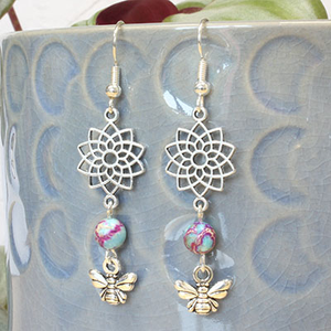 Free Instructions: Bumble Bee Earrings