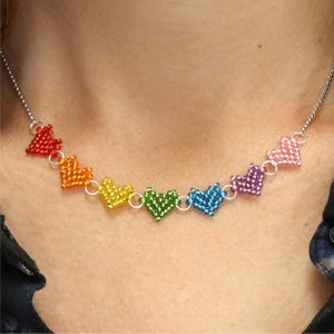 Free Instructions: United Heart Necklace