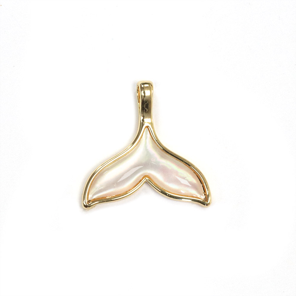 Shell Fin Pendant Gold Plated 17x17.5mm - Pack of 1