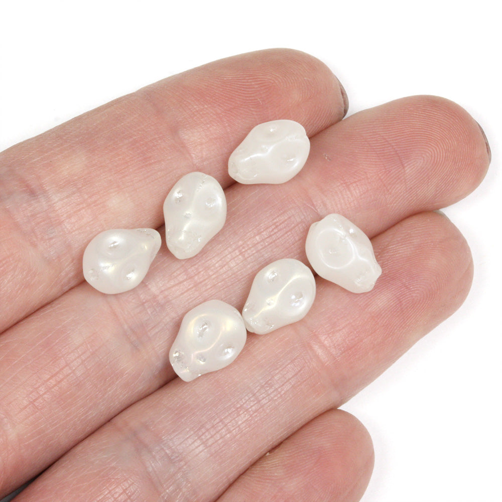Glass Skulls 10x7mm Frosted White - Pack of 50
