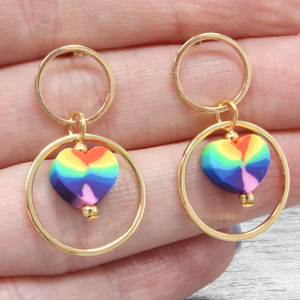 Free Instructions : Rainbow Heart Earrings