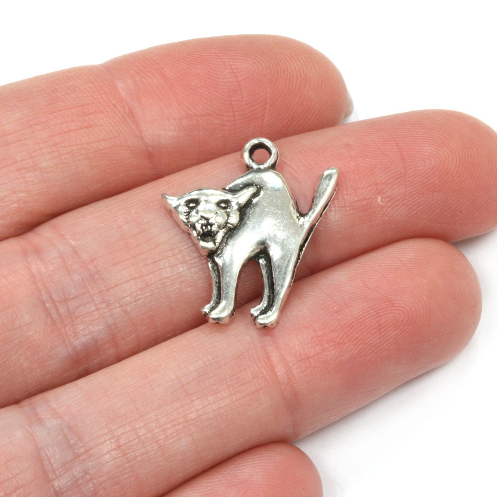 Scaredy Cat Antique Silver 20x18mm - Pack of 20