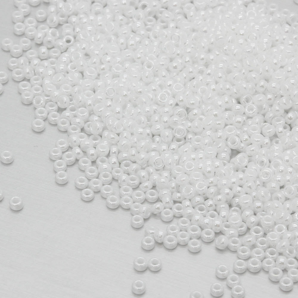 Miyuki Pearl White Size 15 Seed Beads - Pack of 10g