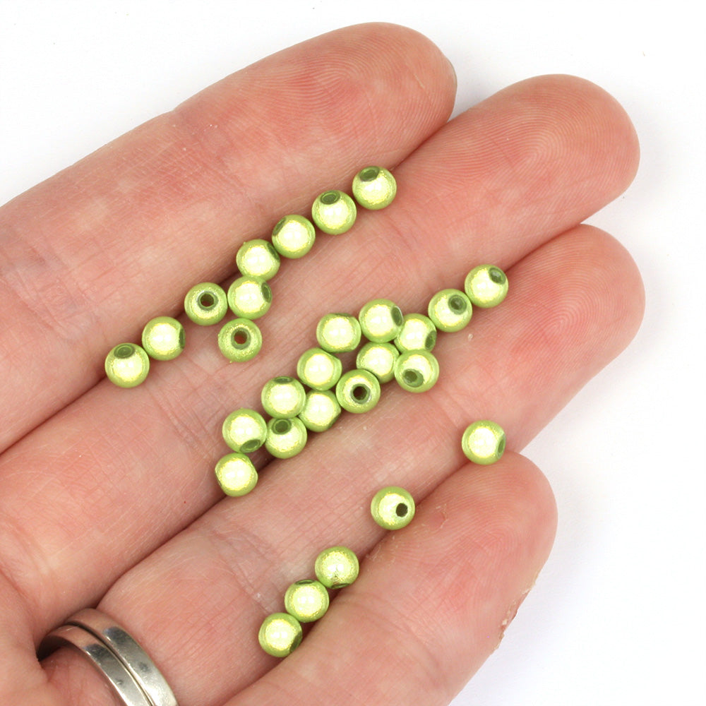 Miracle Bead Light Green Plastic Round 4mm - Pack of 200