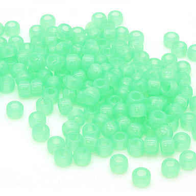 kids plastic glow in the dark green coloured pony beads with large holes